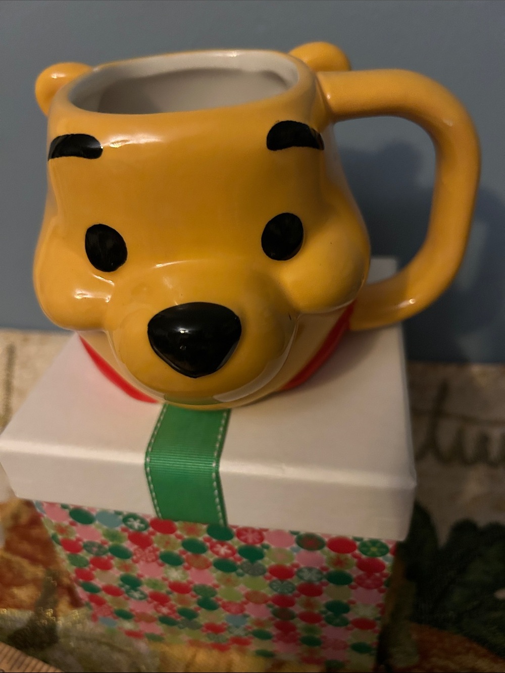 Winnie the Pooh Ceramic Mug. New - note in Pic one small chip on underside.